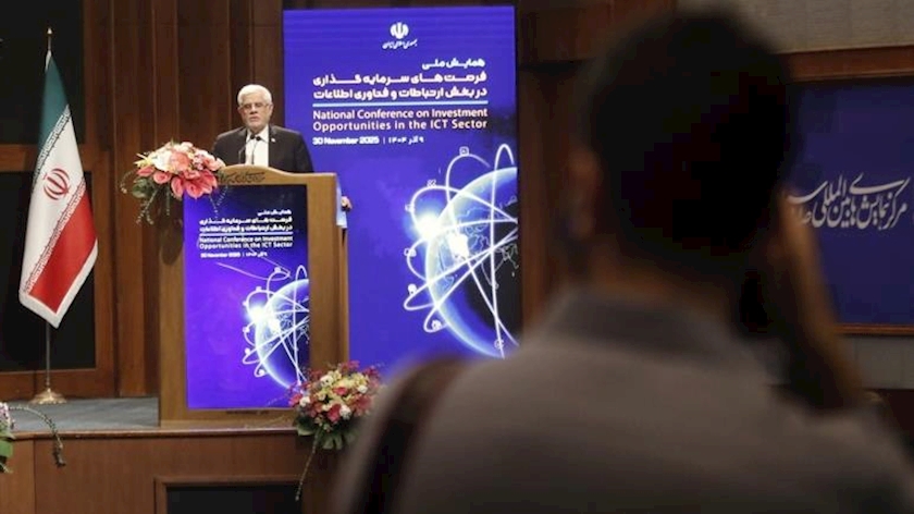 Iranpress: عارف: سرمایه‌گذاری در بخش ICT یک اولویت و راهبرد ملی است