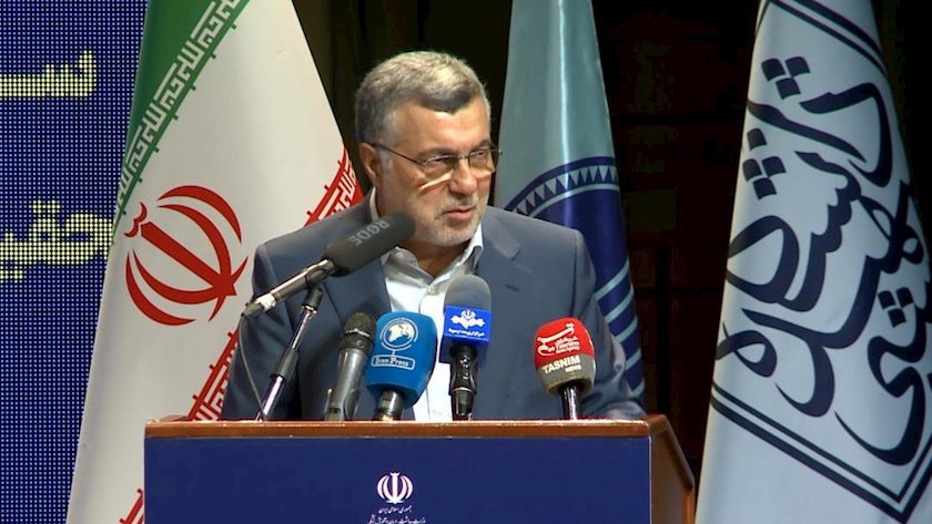 Iranpress: همکاری با مراکز علمی جهان جایگاه ایران را در عرصه بین‌المللی تقویت می‌کند