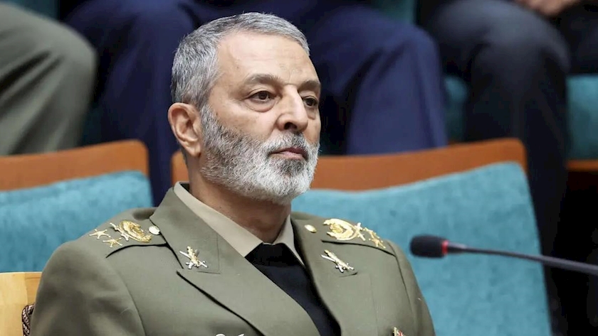 Iranpress: سرلشکر موسوی: با کوچک‌ترین خطا دشمنان، دنیا چهره متفاوت ایران قوی را خواهد دید