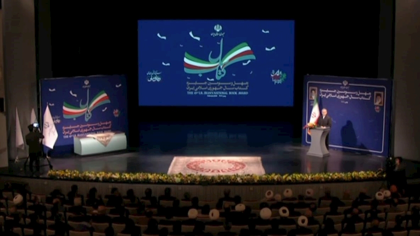 Iranpress: پزشکیان: ساخت و تجهیز مدارس گام‌های مهم دولت در نهضت توسعه عدالت آموزشی است