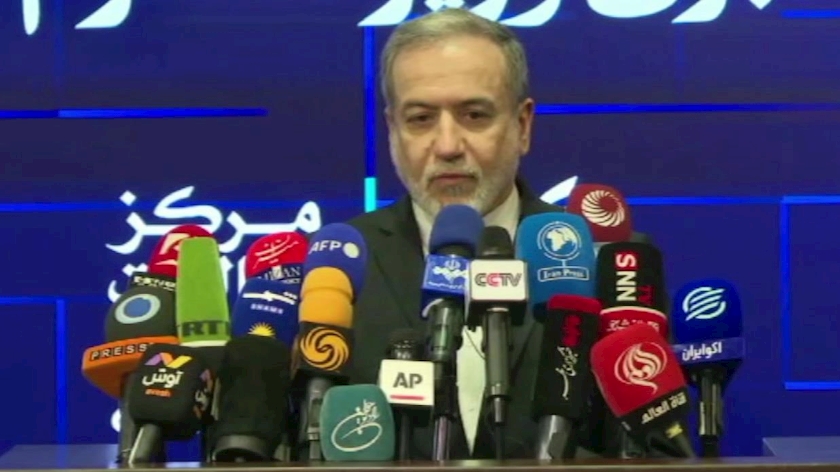 Iranpress: عراقچی: مذاکرات صرفا درباره موضوع هسته‌ای انجام شد 