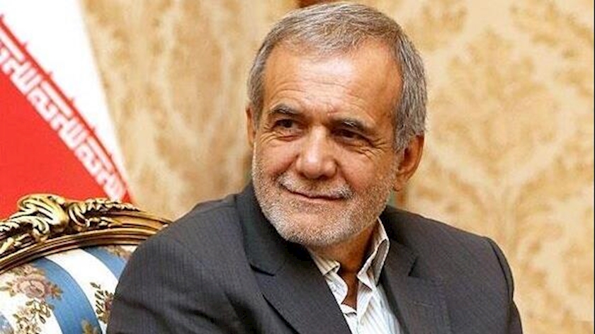 Iranpress: گفت‌وگوی تلفنی سران ایران و پاکستان درباره تحولات منطقه