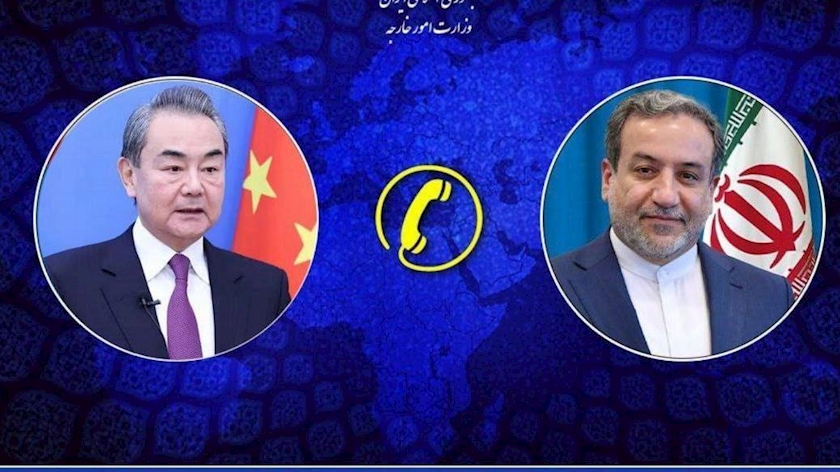 Iranpress: گفتگوی تلفنی وزیران امور خارجه ایران و چین درباره مسائل منطقه