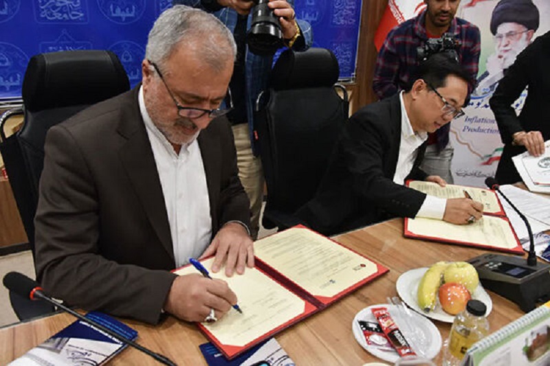 ایران پرس: امضای اسناد همکاری میان دانشگاه اصفهان ایران و چهار دانشگاه جهان اسلام