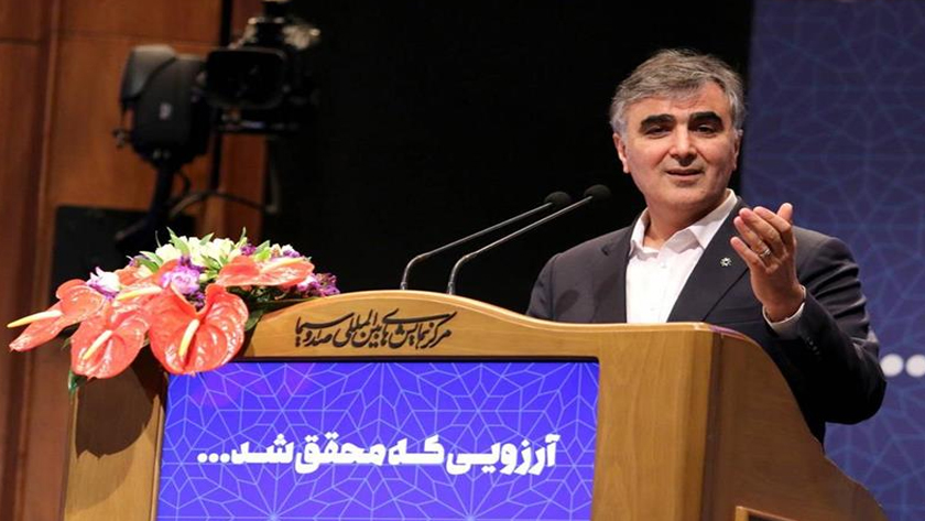 Iranpress: فرزین از افزایش سقف وام قرض‌الحسنه به ۳۰۰ میلیون تومان خبر داد