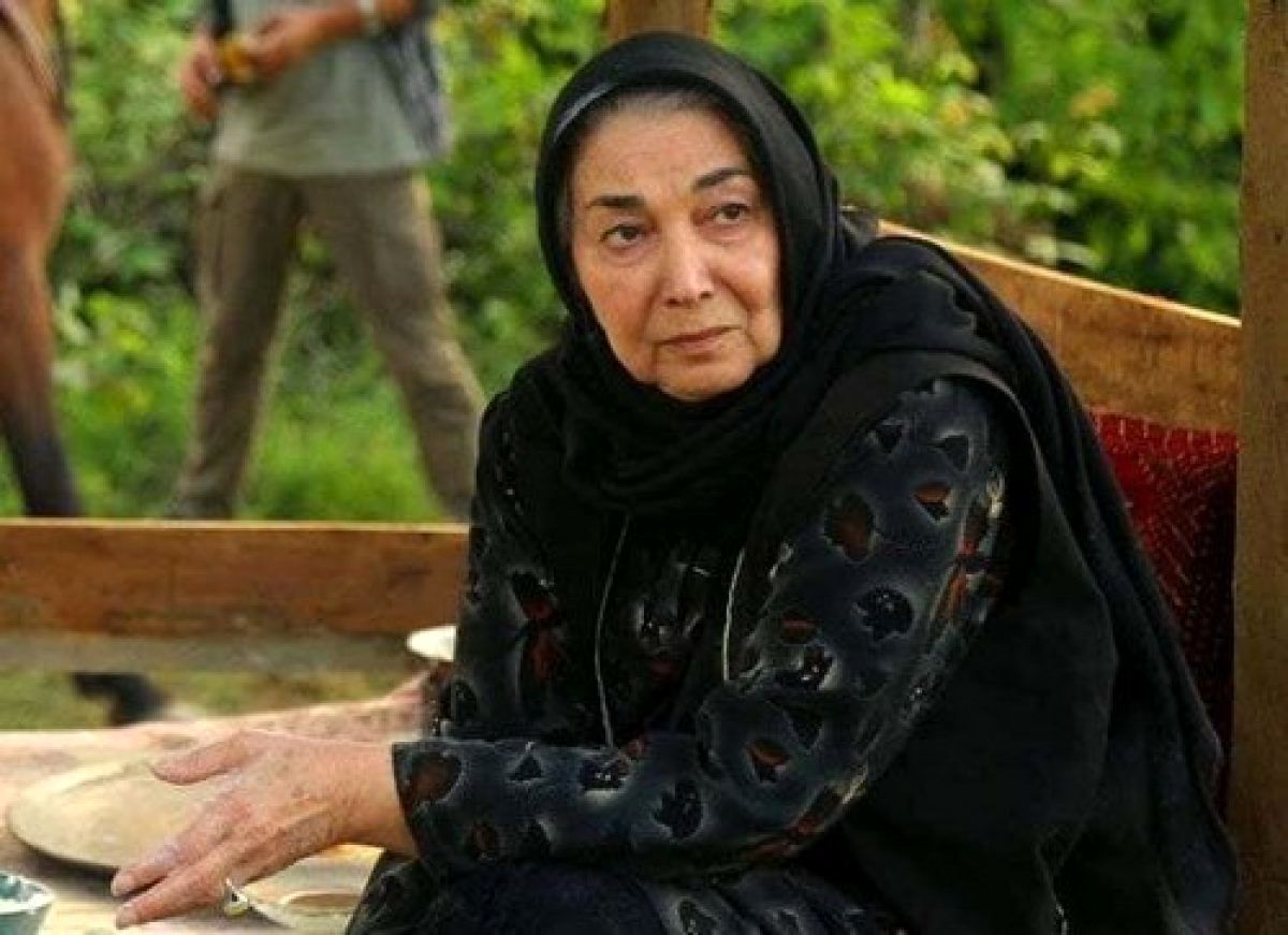Iranpress: پروانه معصومی درگذشت