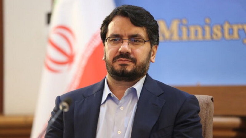 Iranpress: انعقاد تفاهم‌نامه ۵۵ هزار میلیارد تومانی برای توسعه اقتصاد دریا 