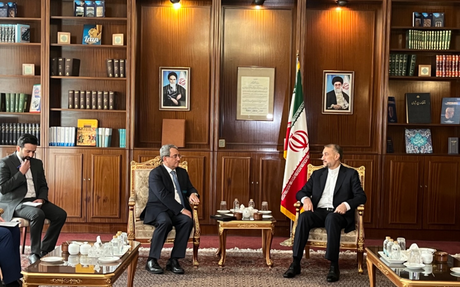 Iranpress: دیدار وزیرامورخارجه با معاون وزیر امورخارجه ترکیه 