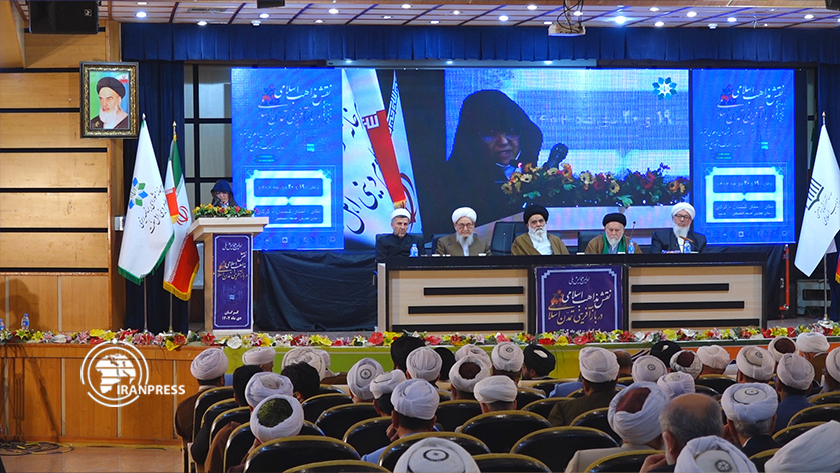 ایران پرس: نقش مهم «دیپلماسی‌قرآن» در ترویج گفت‌وگو بین ادیان  