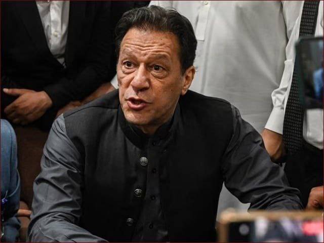 Iranpress: عمران خان به ۱۰ سال حبس محکوم شد