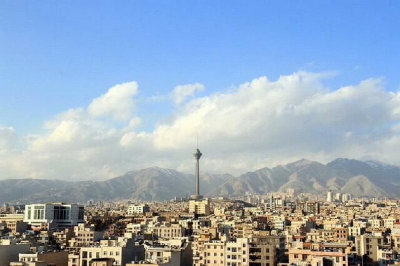 Iranpress: وضعیت قابل قبول هوای تهران در آخرین پنجشنبه اردیبهشت