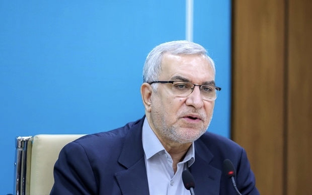 Iranpress: وزیر بهداشت: تیمهای پزشکی در منطقه حضور دارند