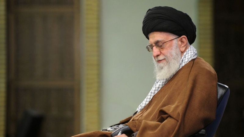 Iranpress: نگاهی به نامه رهبر معظم انقلاب خطاب به دانشجویان آمریکایی حامی فلسطین