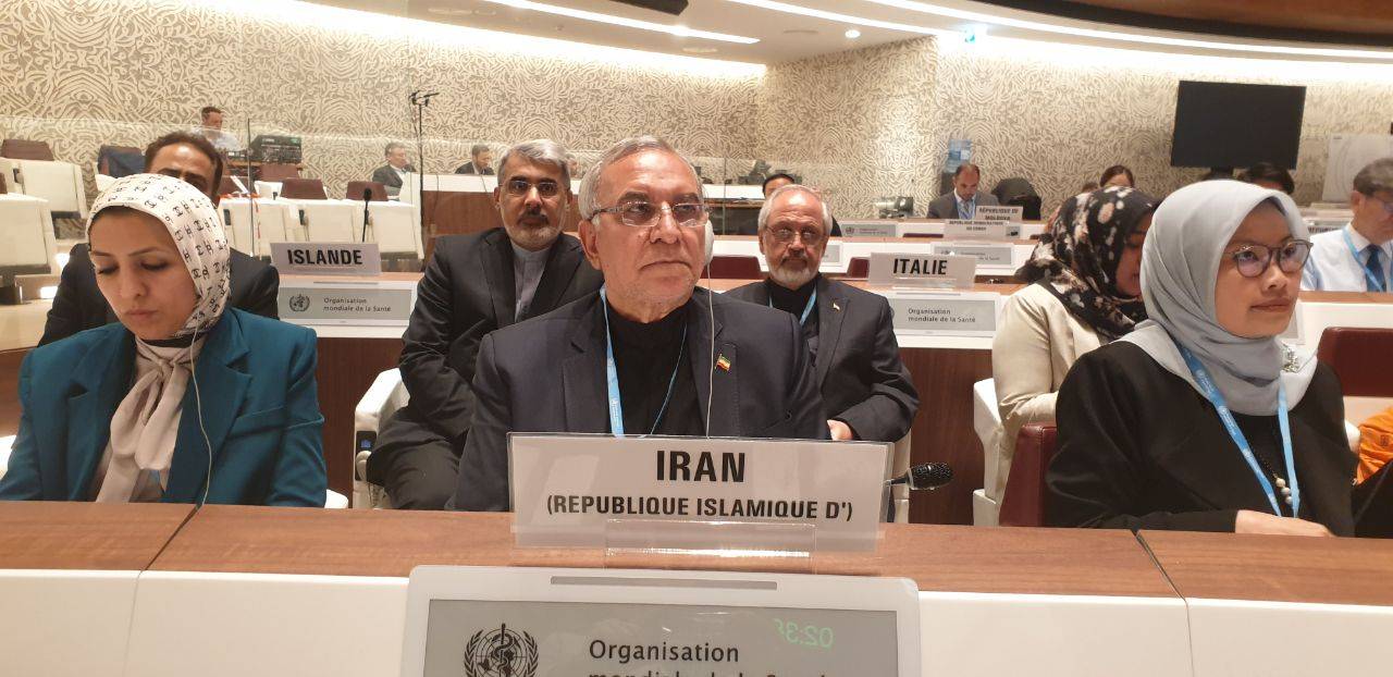 Iranpress: حضور وزیر بهداشت در هفتاد و هفتمین مجمع جهانی سلامت/ از اقدامات شهید رئیسی تجلیل شد