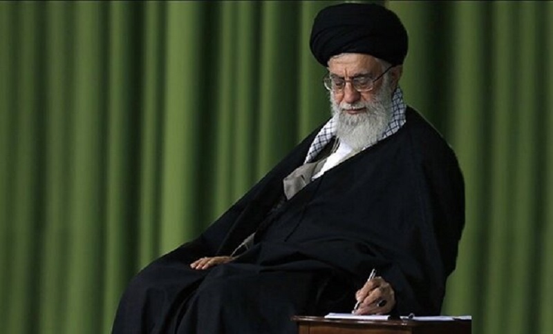 Iranpress: پیام تسلیت رهبر انقلاب اسلامی در پی درگذشت همسر شهید سپهبد صیاد شیرازی