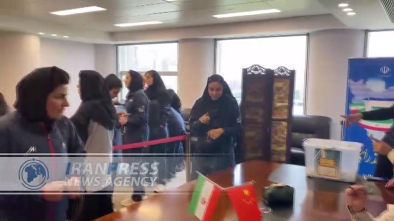 Iranpress: حضور تیم ملی والیبال زیر 20 سال بانوان در انتخابات در گوانگجو