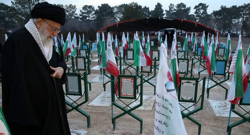 Iranpress: یاد شهیدان ضامن منحرف نشدن از جهت‌گیری‌های انقلاب است