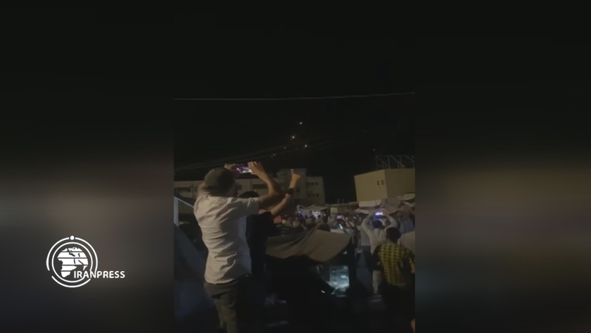 Iranpress: شادی مردم غزه پس از حملات موشکی ایران علیه اسرائیل