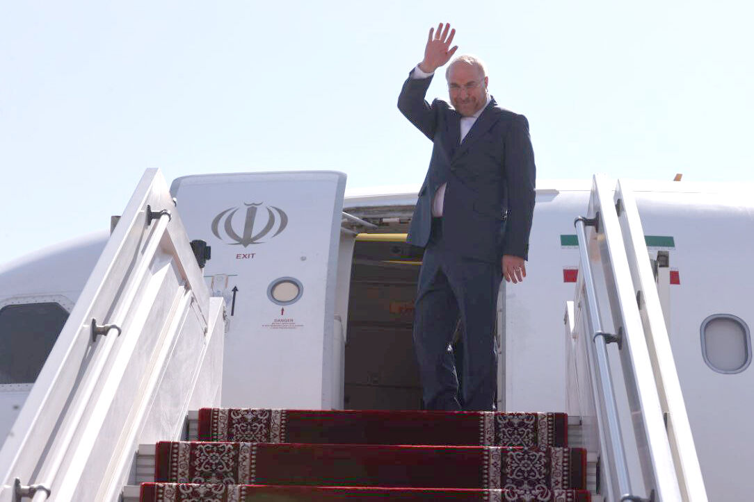 Iranpress: قالیباف  به ژنو عزیمت کرد