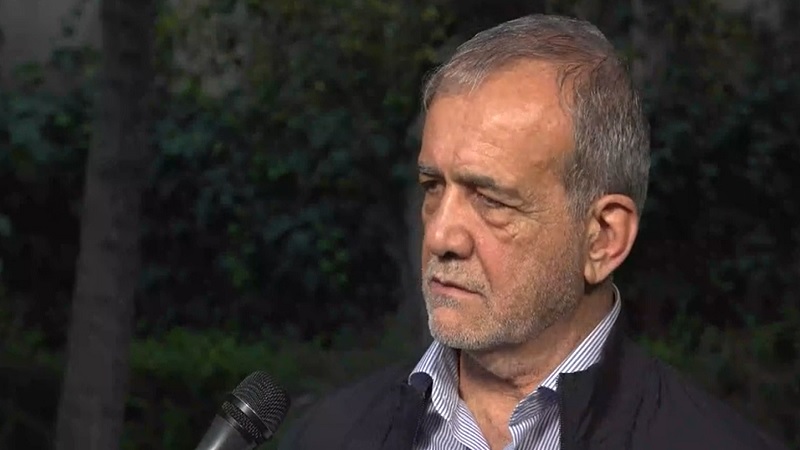Iranpress: بررسی مسائل اقتصادی کشور، راه برون رفت از آنها و لایحه بودجه سال آینده