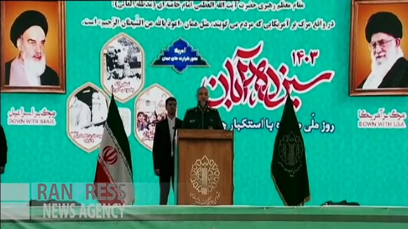 Iranpress: فرمانده کل سپاه: آمریکا یک هویت متناقض در عالم است