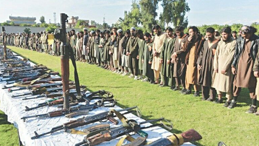 Iranpress: ۱۰۰ کشته در حملات تروریستی یک ماه گذشته پاکستان 