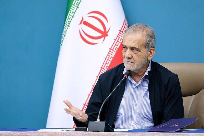 Iranpress: پزشکیان درباره ناترازی انرژی تاکید کرد: لزوم آغاز نهضت صرفه‌جویی در کشور
