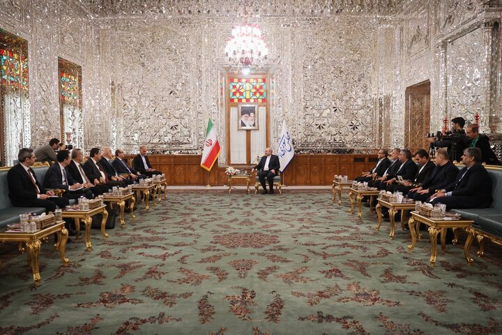 Iranpress: قالیباف: هیچ وحدت و تفاهمی در خاورمیانه مهمتر از ارتباط ایران و سوریه نیست