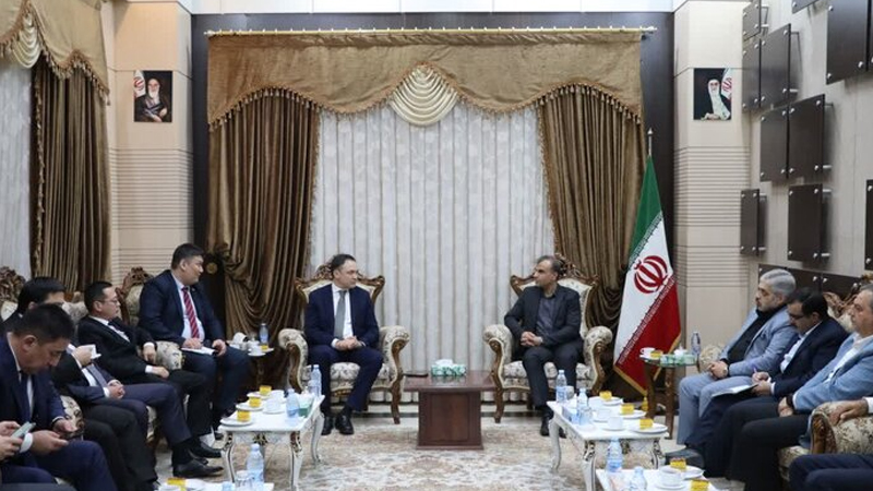 Iranpress: اعلام آمادگی قرقیزستان برای سرمایه‌گذاری در استان هرمزگان ایران