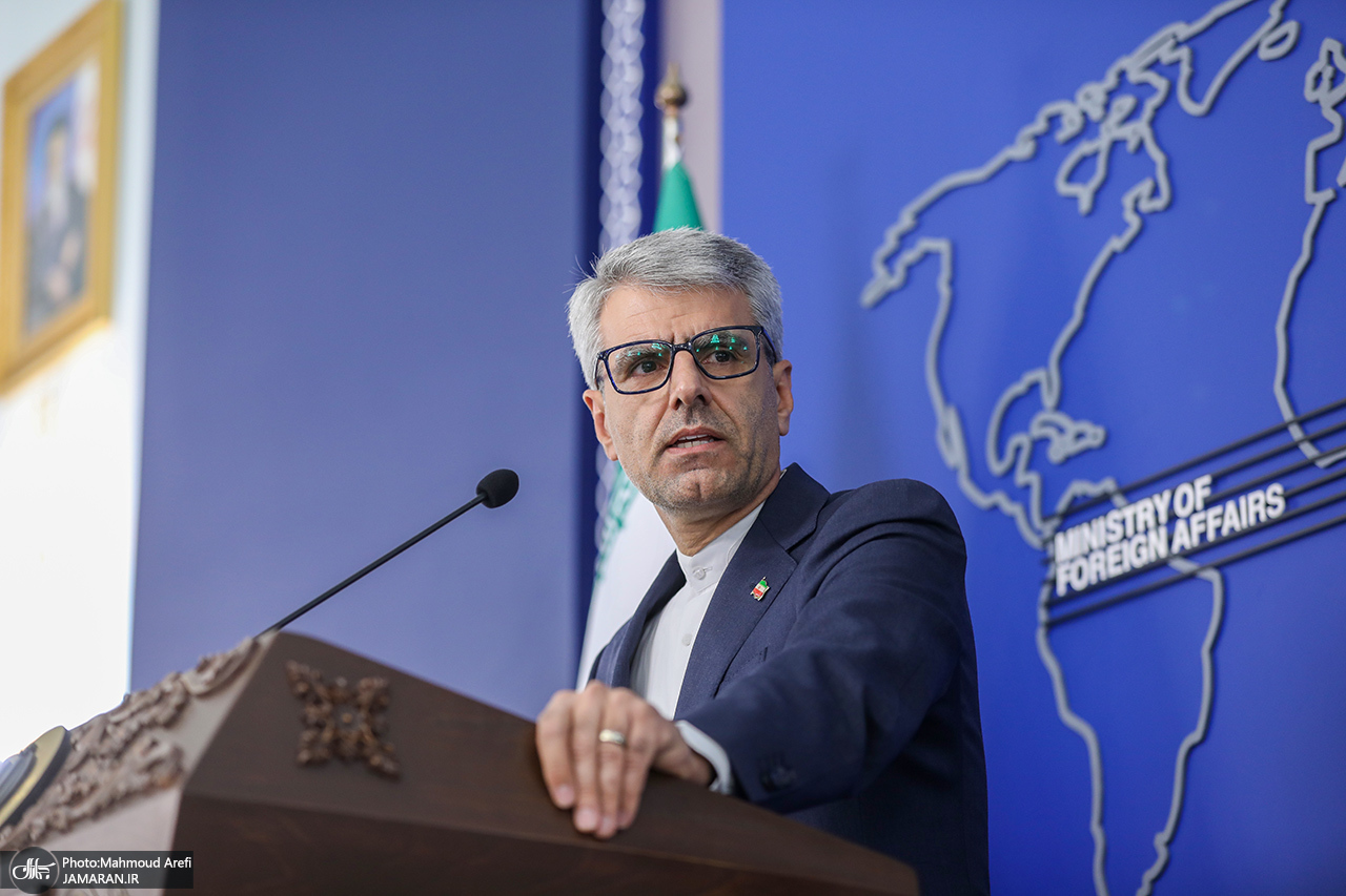 Iranpress: سخنگوی وزارت امور خارجه اقدام خشونت‌آمیز در آلمان را محکوم کرد
