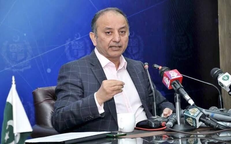 Iranpress: مذاکره برای انتقال خط لوله گاز  میان ایران و پاکستان ادامه دارد