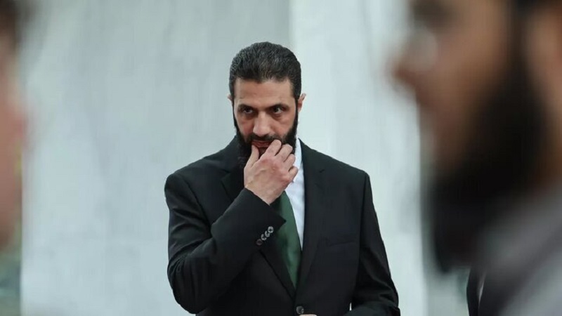Iranpress: الجولانی: کُردها درخواست ما برای تحویل سلاح را نپذیرفته‌اند