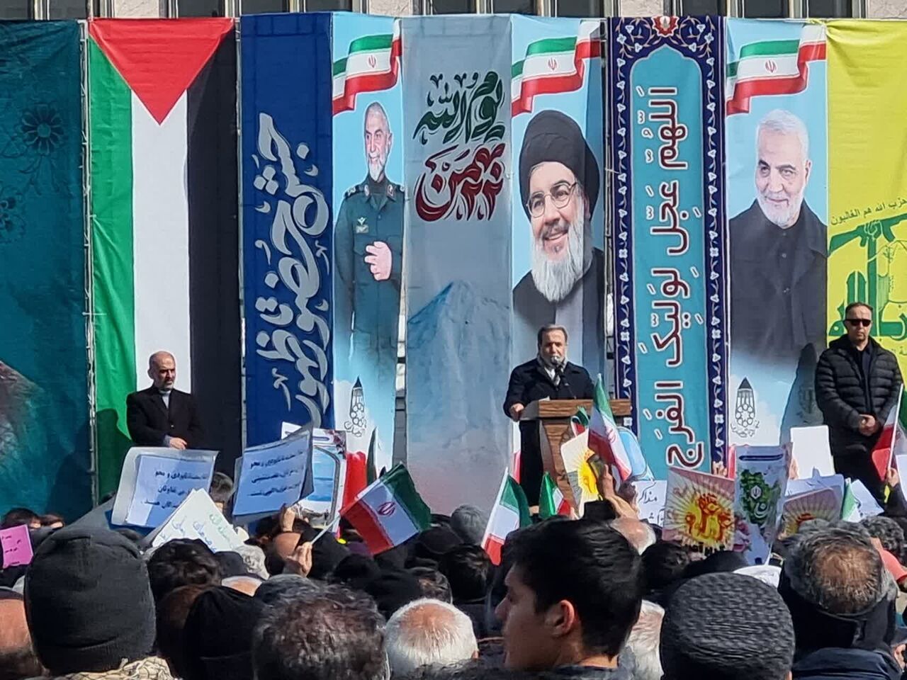 Iranpress: عراقچی: اجازه نمی‌دهیم کسی اراده خود را بر ملت ایران تحمیل کند