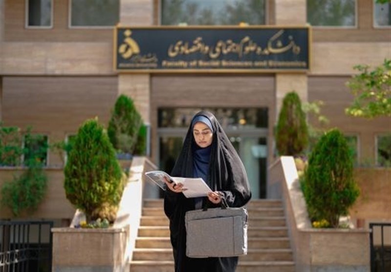 Iranpress: رشد ۵۶ درصدی حضور زنان در آموزش عالی ایران در ۵۰ سال گذشته