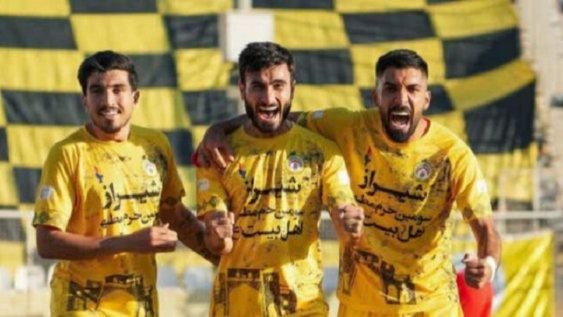 Iranpress: فجر سپاسی دو هفته زودتر به لیگ برتر صعود کرد