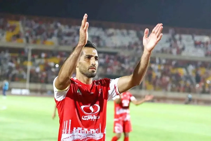 Iranpress: جدایی وحید امیری از پرسپولیس