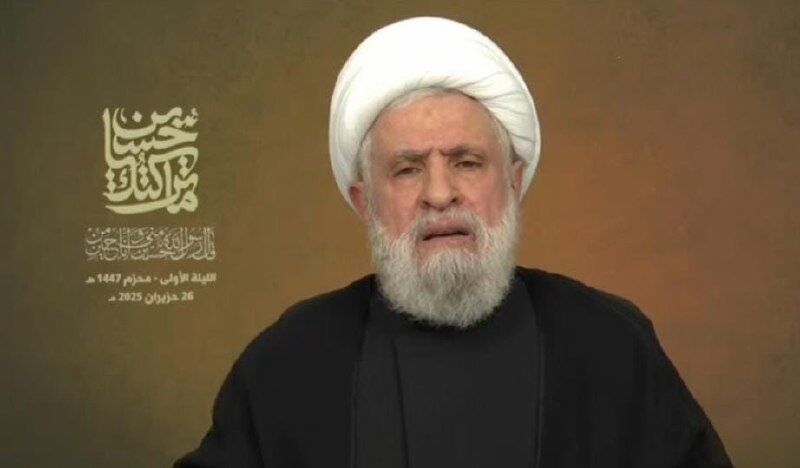 Iranpress: شیخ نعیم قاسم: ایران با پایداری با استبداد جهانی مقابله می‌کند
