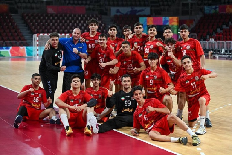 Iranpress: تیم هندبال زیر ۱۷ سال پسران ایران قهرمان آسیا شد