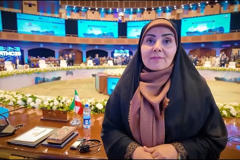 Iranpress: دیجیتال‌سازی گمرک و نوسازی خطوط ریلی مشترک، محورهای همکاری ایران و پاکستان