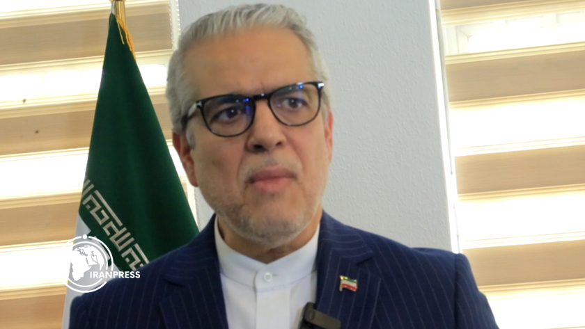 Iranpress: هشدار سفیر ایران در نیجریه درباره تحرکات نظامی آمریکا در منطقه 