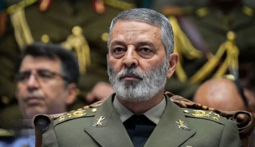 Iranpress: سرلشکر موسوی: نبرد با ایران برای ترامپ درس عبرت خواهد شد