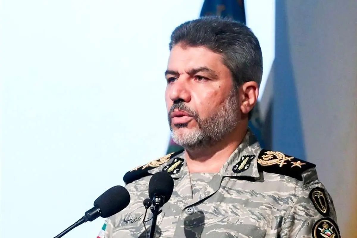 Iranpress: سخنگوی ارتش: برای هرگونه سناریوی زمینی دشمن، آمادگی کامل داریم