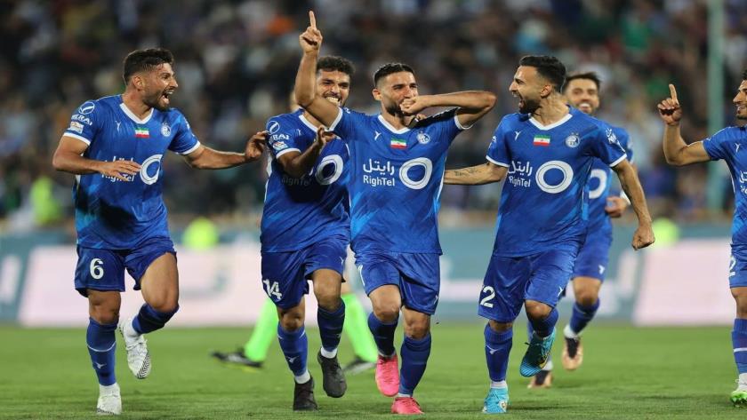 Iranpress: برتری استقلال مقابل هوادار با هنرنمایی مهرداد محمدی