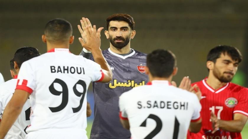 Iranpress: توقف پرسپولیس مقابل استقلال تاجیکستان با درخشش بیرانوند