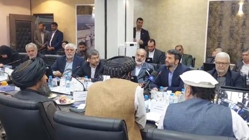 Iranpress: امضای ۵ سند تفاهم همکاری اقتصادی میان ایران و افغانستان