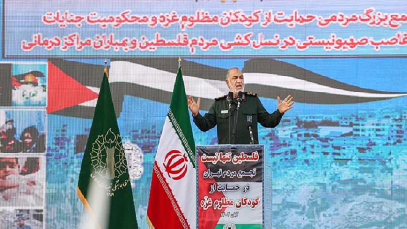Iranpress: سرلشکر سلامی: آمریکا و اروپا نمی‌توانند اسرائیل را از خطر فروپاشی نجات دهند