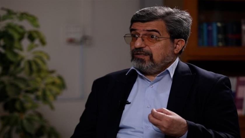 Iranpress: جزئیات پرونده آزادی توماج صالحی با قرار وثیقه/ پرونده در حال رسیدگی است
