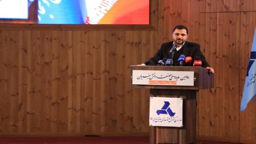 Iranpress: تا پایان دولت فیبرنوری به همه شهرها می‌رسد