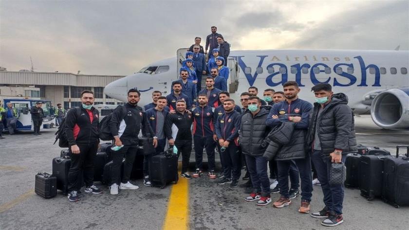 Iranpress: پرسپولیسی‌ها عازم مکه شدند