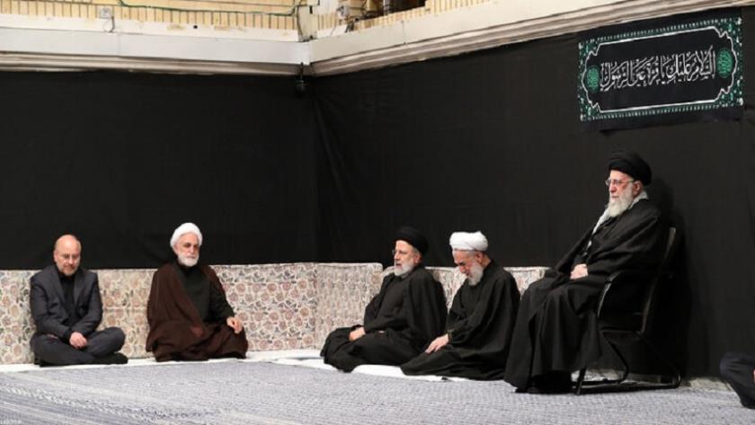 Iranpress: مراسم عزاداری حضرت فاطمه زهرا(س) با حضور رهبر انقلاب برگزار شد